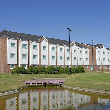 Hotel Aeroparque Inn & Suites Buenos Aires Dış mekan fotoğraf