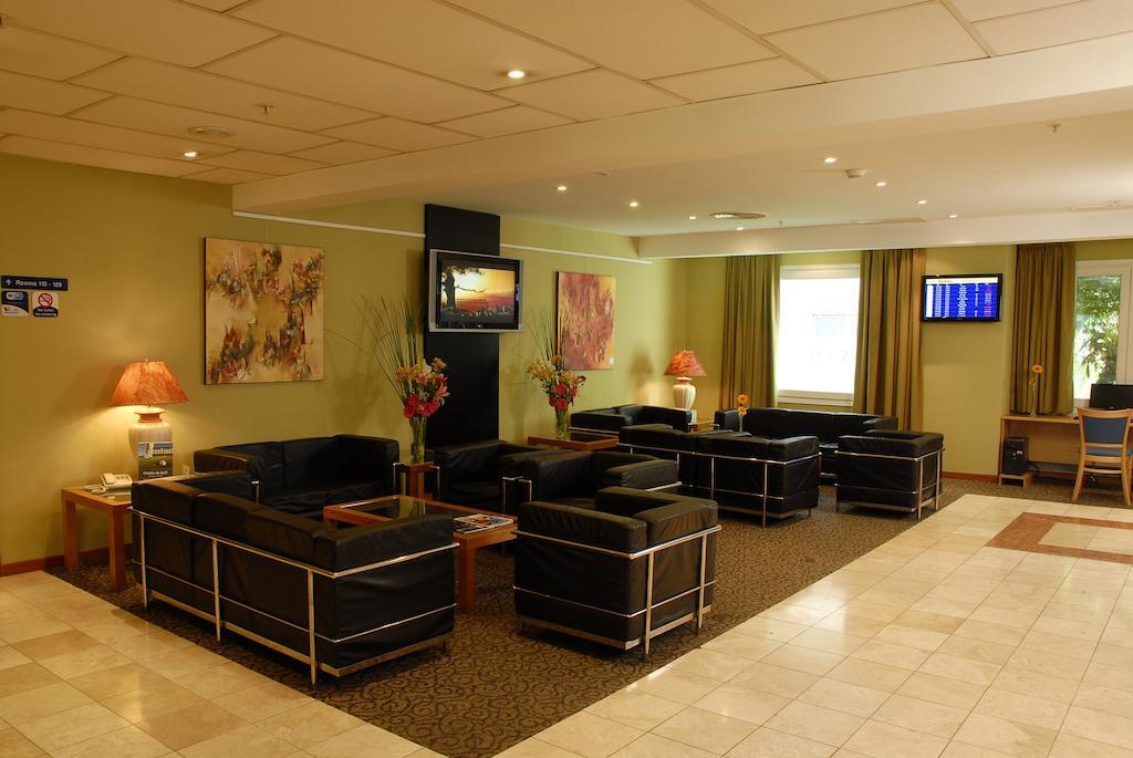 Hotel Aeroparque Inn & Suites Buenos Aires Dış mekan fotoğraf