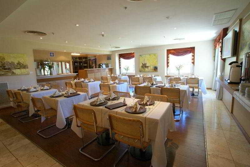 Hotel Aeroparque Inn & Suites Buenos Aires Dış mekan fotoğraf